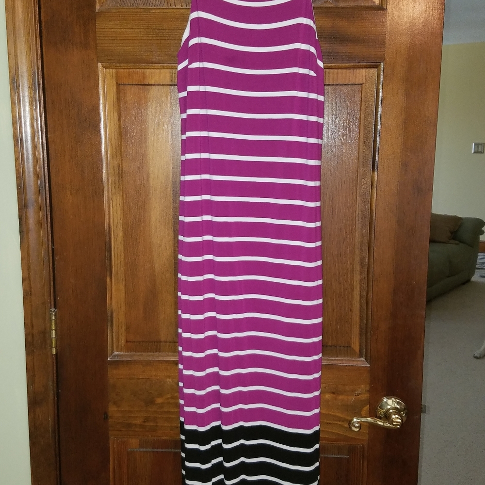 Vince Camuto maxi dress